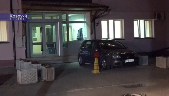 Večeras upaljena svetla u zgradi u Bošnjačkoj mahali