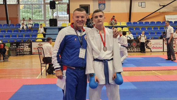 Omladinski karate klub "Kosovska Mitrovica" Omladinski karate klub "Kosovska Mitrovica"