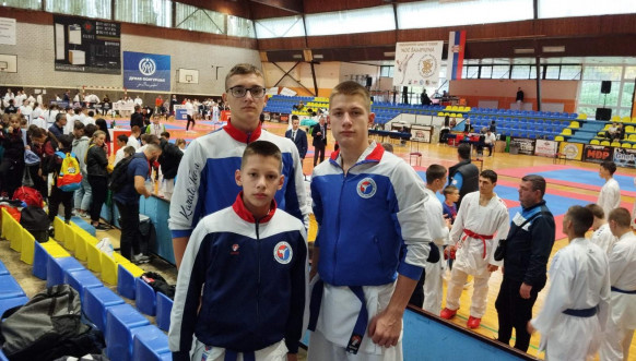 Omladinski karate klub "Kosovska Mitrovica" Omladinski karate klub "Kosovska Mitrovica"