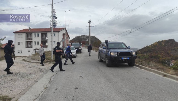 Pretresi kuća uhapšenih u Banjskoj