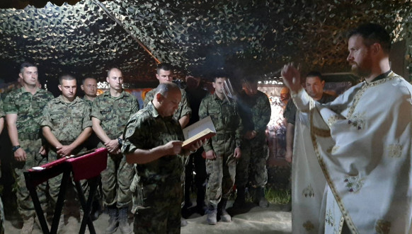 Ivan Ganić služi u šatoru