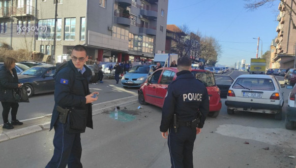 Severna Mitrovica: U saobraćajnoj nesreći povređene dve osobe