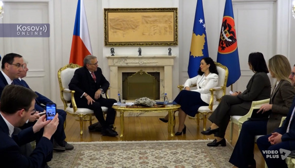 Sastanak Vjose Osmani i Martina Dvoržaka