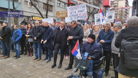 Protest u Severnoj Mitrovici Protest u Severnoj Mitrovici