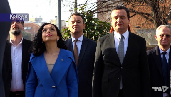 Priština, Ceremonija podizanja zastave povodom godišnjice proglašenja nezavisnosti Kosova
