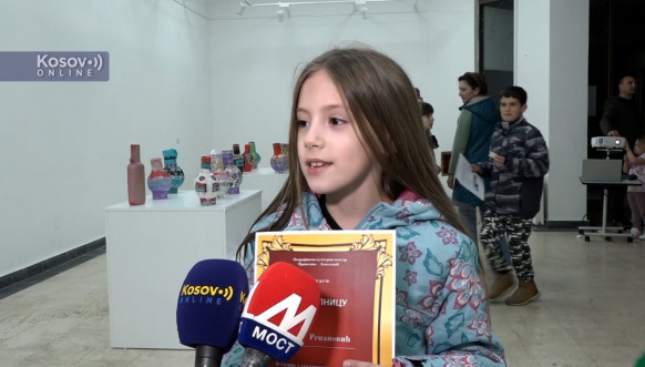 Izložba dečjih radova - polaznika Kreativnih radionica u Leposaviću