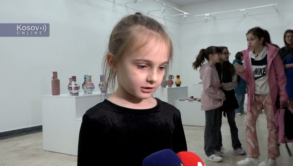 Izložba dečjih radova - polaznika Kreativnih radionica u Leposaviću