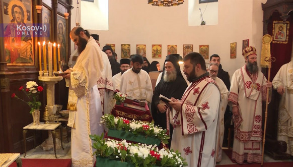 Liturgija u manastiru Draganac