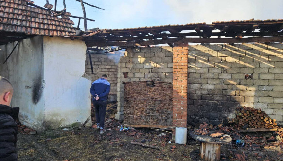 U selu Odanovce kod Kosovske Kamenice izgorela štala porodice Milenković