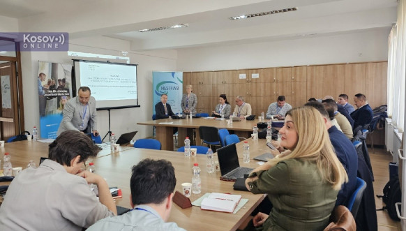 Na Akademiji u Leposaviću prezentovan projekat o važnosti digitalizacije energetskog sektora 