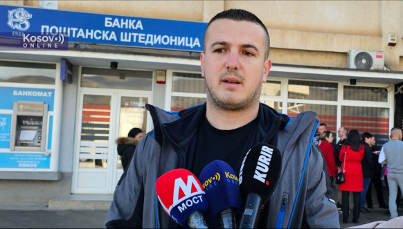 Prosvetni radnici u Leposaviću