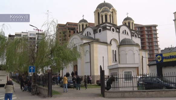 Liturgija u crkvi Svetog cara Uroša u Uroševcu