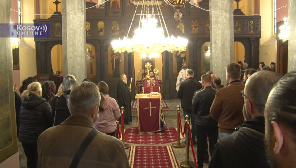 Liturgija u crkvi Svetog cara Uroša u Uroševcu
