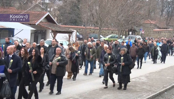 Otkrivanje spomenika žrtvama pogroma u Gračanici