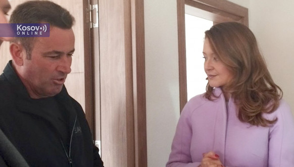 Stojković u poseti porodici Komatović u Žaču