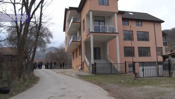 Albanac pucao u Donjoj Bitinji i na kući Srbina ostavio venac