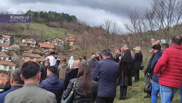 Vraćeni posmrtni ostaci Srba na groblje u Mikronaselju Vraćeni posmrtni ostaci Srba na groblje u Mikronaselju