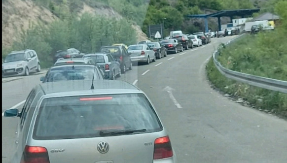 Gužve na Jarinju Gužve na Jarinju