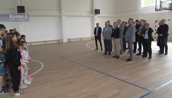 Štrpce: Otvorena sportska sala u Osnovnoj skoli Staja Marković