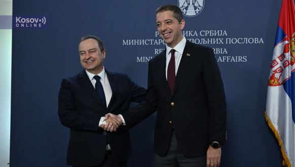 Primopredaja dužnosti Ivica Dačić i Marko Đurić
