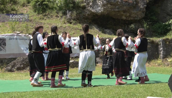  Dečija smotra folklora u Prizrenu