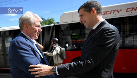 Beograd_240604_Rektorat_Marko Đurić i Branmislav Đorđević