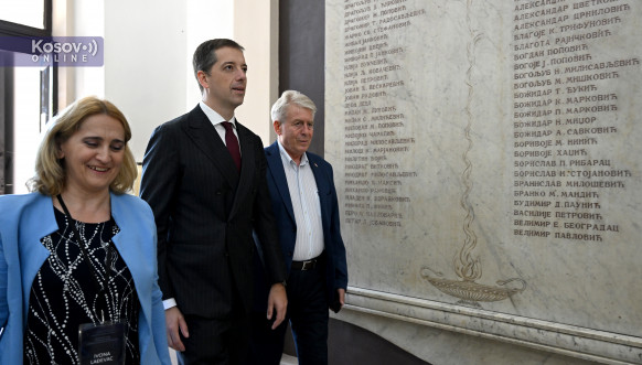 Beograd_240604_Rektorat_Marko Đurić i Branmislav Đorđević