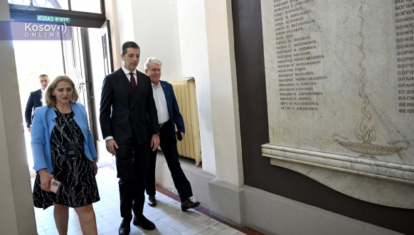 Beograd_240604_Rektorat_Marko Đurić i Branmislav Đorđević