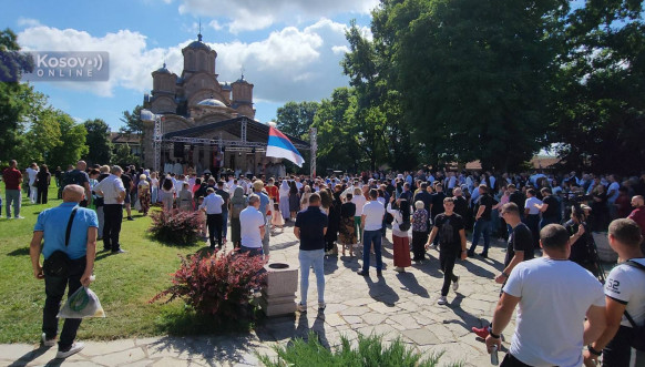 Liturgija u Gračanici na Vidovdan3