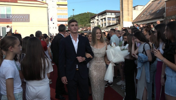 Maturanti u Leposaviću