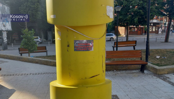 Na severu Kosova plakati sa Vučićevim likom i porukom "Vrhovni komandante čekamo te"
