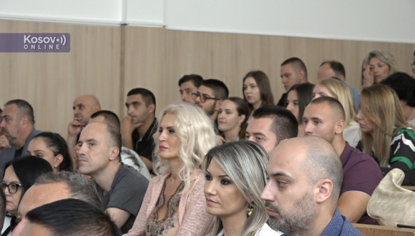 Svečanom akademijom obeležen Dan Univerziteta u Prištini sa privremenim sedištem u Kosovskoj Mitrovici Svečanom akademijom obeležen Dan Univerziteta u Prištini sa privremenim sedištem u Kosovskoj Mitrovici
