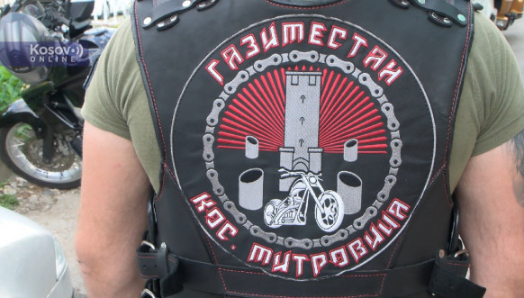 Defile bajkera u Severnoj Mitrovici