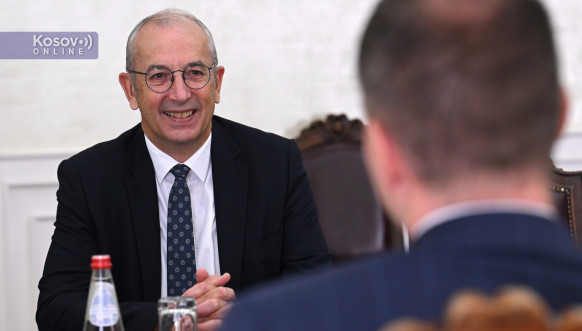 Majkl Devenport i Damjan Jović