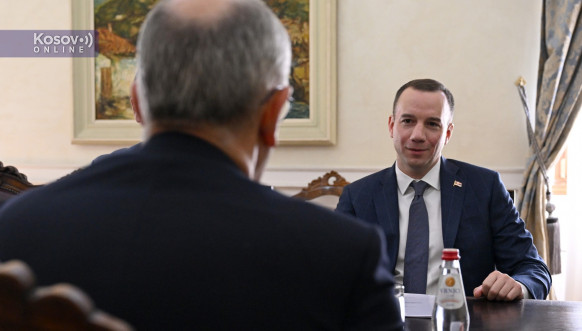 Majkl Devenport i Damjan Jović