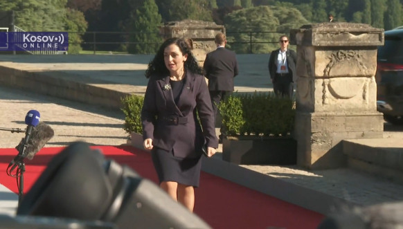 Vjosa Osmani na Samitu Evropske političke zajednice u Londonu Vjosa Osmani na Samitu Evropske političke zajednice u Londonu