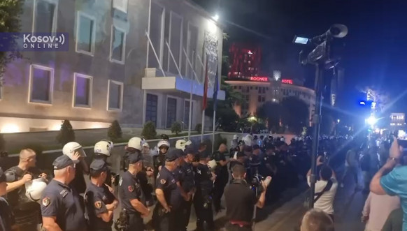 Protest opozicije u Tirani
