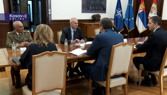 Aleksandar Vučić i Boris Ruge