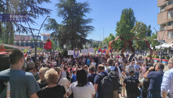 Protest u Severnoj Mitrovici