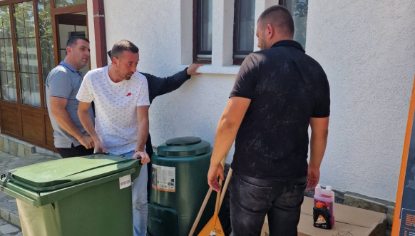 JKSP Zvečan donirao Zočištu alat za održavanje dvorišta JKSP Zvečan donirao Zočištu alat za održavanje dvorišta