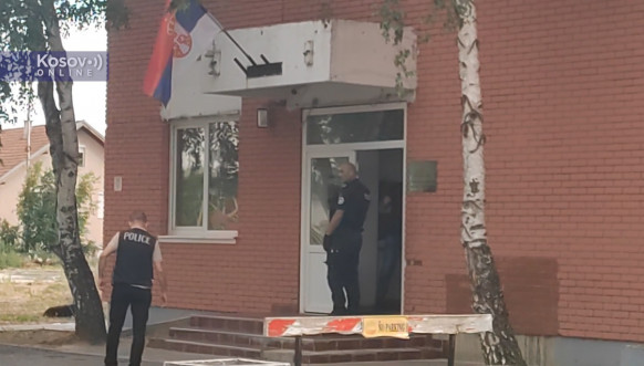 Kosovska policija upala u zgradu Privremenog organa opštine Kosovska Mitrovica