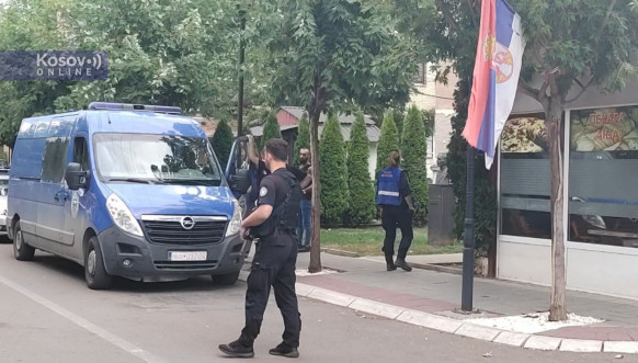 Kosovska policija upala u zgradu Privremenog organa opštine Zvečan