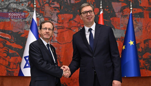Aleksandar Vučić i Isak Hercog Aleksandar Vučić i Isak Hercog