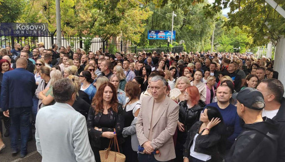 Protest u Mitrovici zbog hapšenja mladića