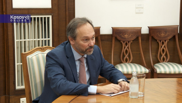 Vučić i Žiofre
