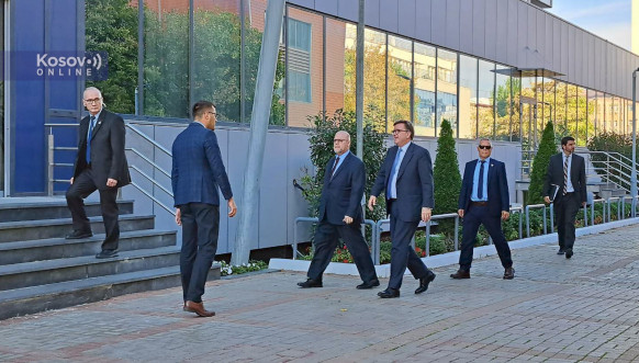 O'Brajan stigao na sastanak sa Kurtijem O'Brajan stigao na sastanak sa Kurtijem