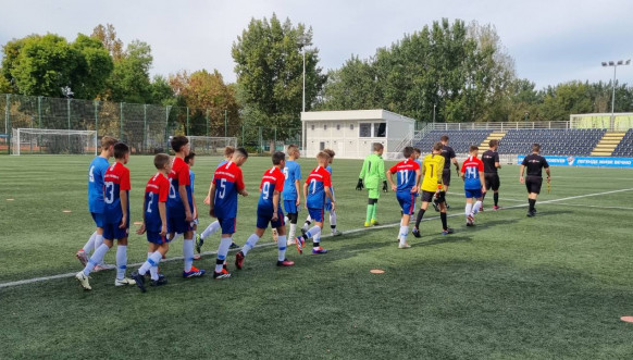 Mladi fudbaleri sa Kosova osvojili treće mesto na turniru Ilija Petković u Beogradu Mladi fudbaleri sa Kosova osvojili treće mesto na turniru Ilija Petković u Beogradu