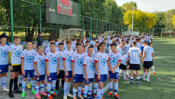 Mladi fudbaleri sa Kosova osvojili treće mesto na turniru Ilija Petković u Beogradu Mladi fudbaleri sa Kosova osvojili treće mesto na turniru Ilija Petković u Beogradu