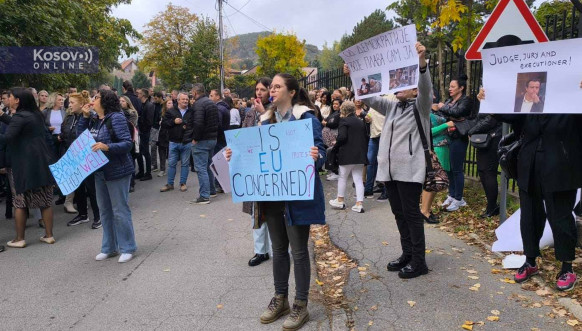 Protest zbog hapšenja Aleksandra Arsenijevića. Protest zbog hapšenja Aleksandra Arsenijevića