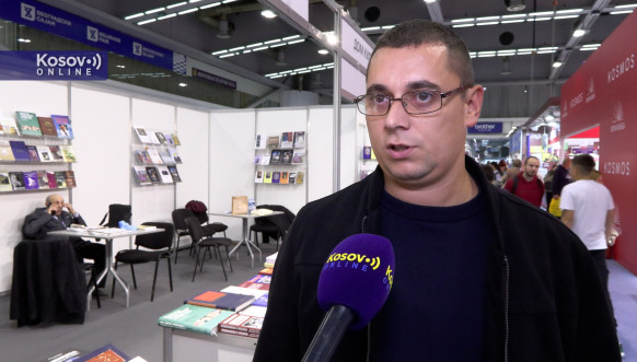 Sajam knjiga štand Kancelarije za KiM